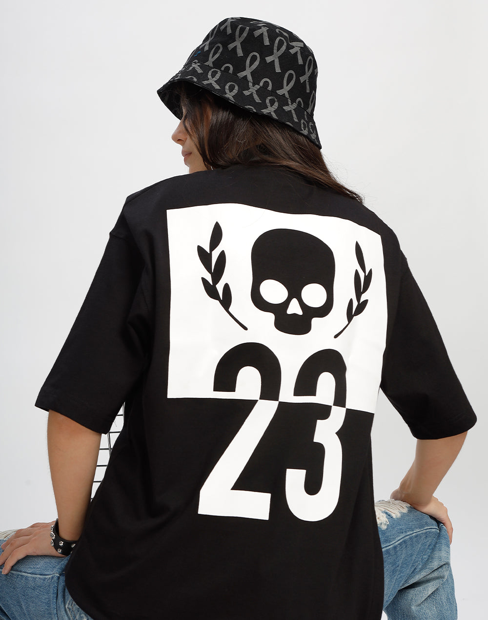 Logo 23 Crew Neck Tee, Black  (Unisex)